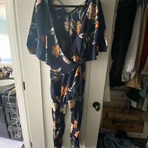 V-neck floral jumpsuit